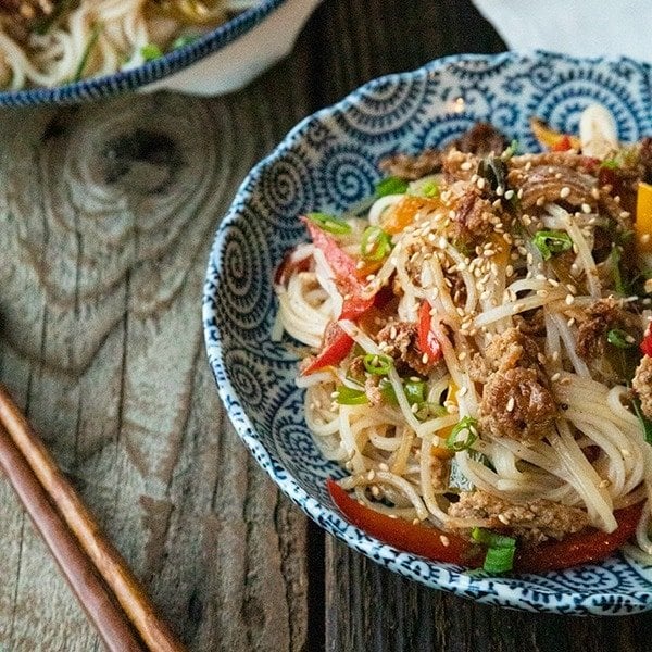 Crispy Pork Noodles: Fast Weeknight Dinner in Under 30 Minutes